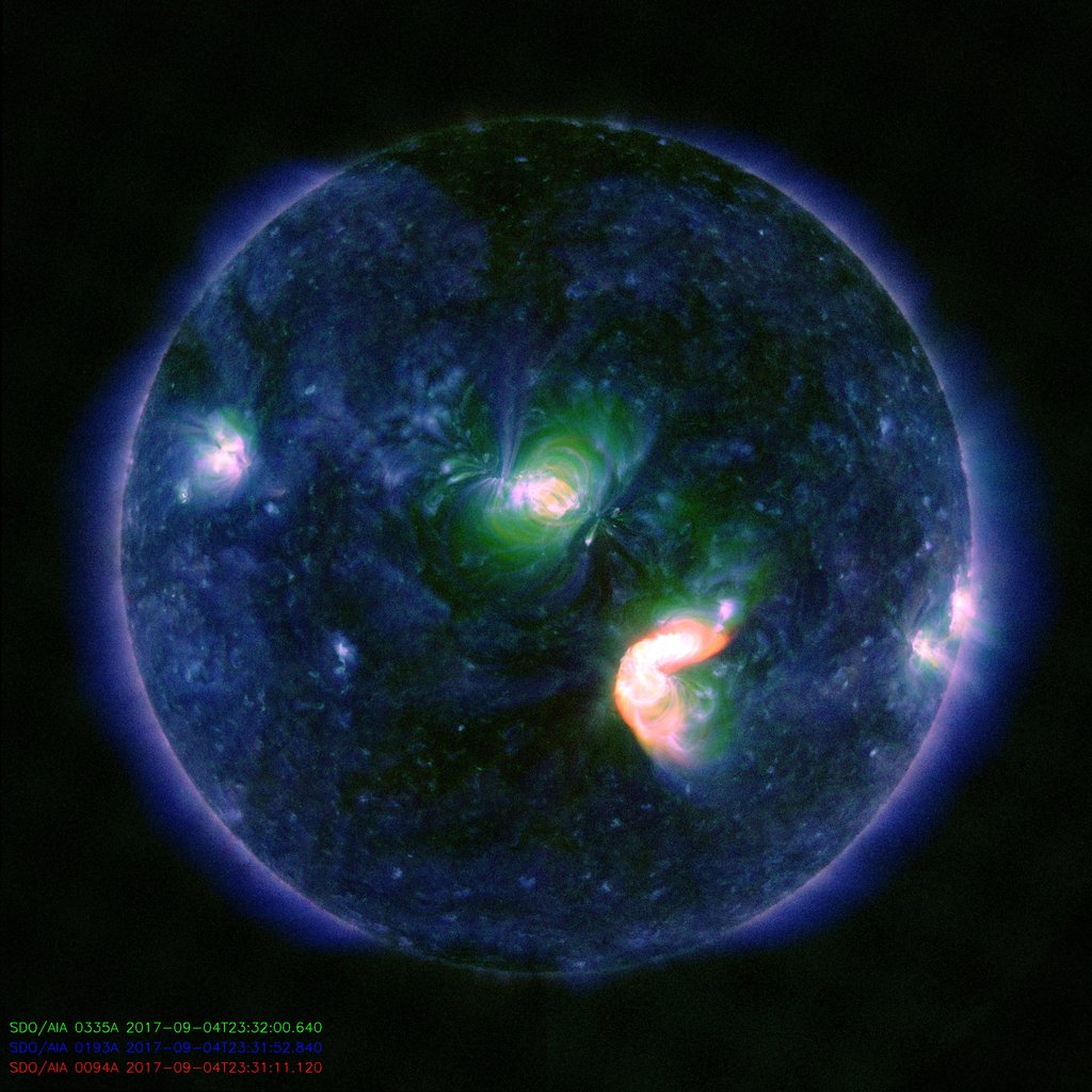 Image of the Sun showing the M5.5 flare. (SDO NASA)